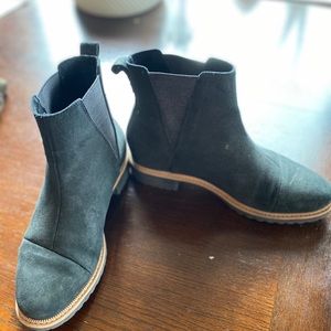 TOM’s Chelsea boot in black